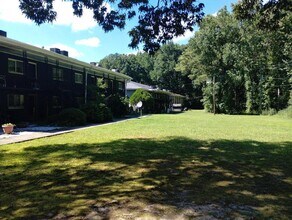 609 Allen Dr in Riverdale, GA - Building Photo - Building Photo