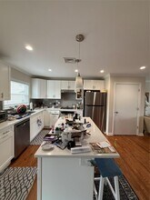 14 Summit Ave in Port Chester, NY - Building Photo - Building Photo