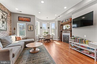 1812 1st St NW in Washington, DC - Building Photo - Building Photo