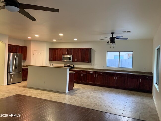 16770 W Magnolia St in Goodyear, AZ - Building Photo - Building Photo