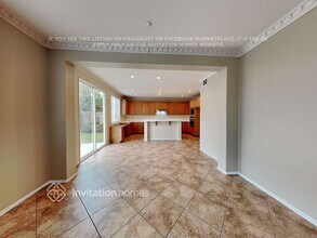 7502 Sultana Ave in Fontana, CA - Foto de edificio - Building Photo