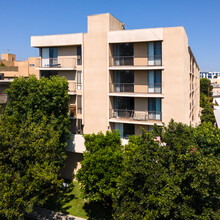 Park Lane Apartments in Los Angeles, CA - Building Photo - Building Photo