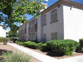 4555 E Sahara Ave in Las Vegas, NV - Building Photo