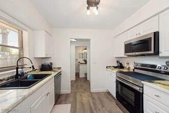 18510 Flamingo Rd in Ft. Myers, FL - Building Photo - Building Photo