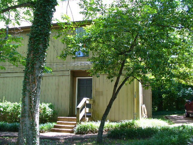 property at 3428 33rd Ave