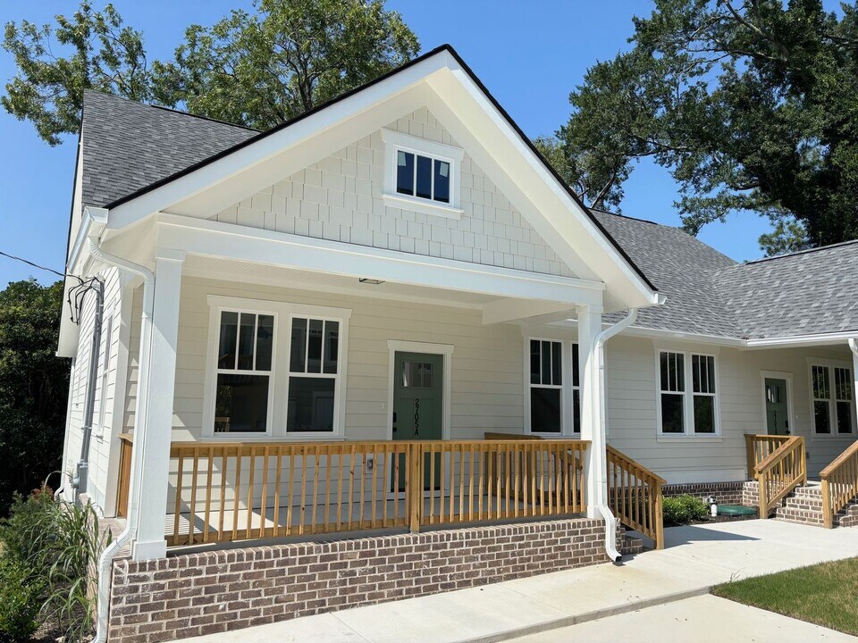 2705 Clark St in Columbia, SC - Building Photo