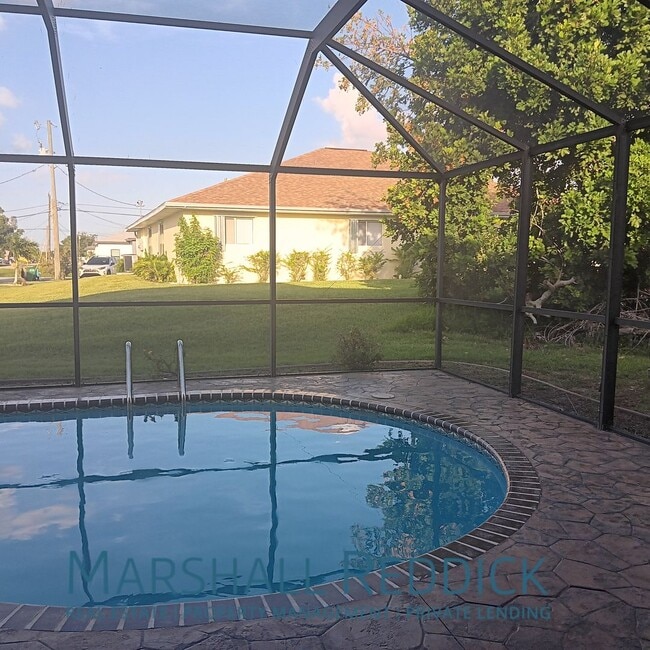 509 SE 5th Ave in Cape Coral, FL - Building Photo - Building Photo