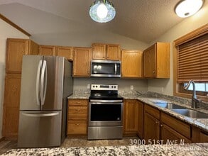3900 51st Ave N in Minneapolis, MN - Foto de edificio - Building Photo