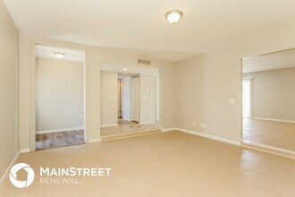 10412 W Calle De Edens in Phoenix, AZ - Building Photo - Building Photo