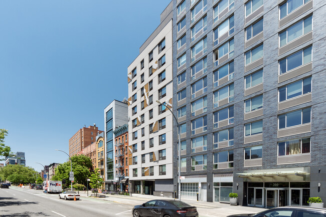 East Village Homes in New York, NY - Building Photo - Building Photo