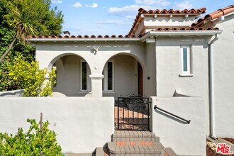 2148 Prosser Ave in Los Angeles, CA - Building Photo - Building Photo