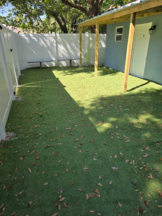 3212 E Henry Ave in Tampa, FL - Building Photo