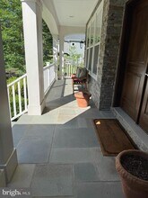 7702 Trammell Rd in Annandale, VA - Building Photo - Building Photo