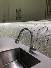 1618 Michigan Ave, Unit 28 in Miami Beach, FL - Foto de edificio - Building Photo