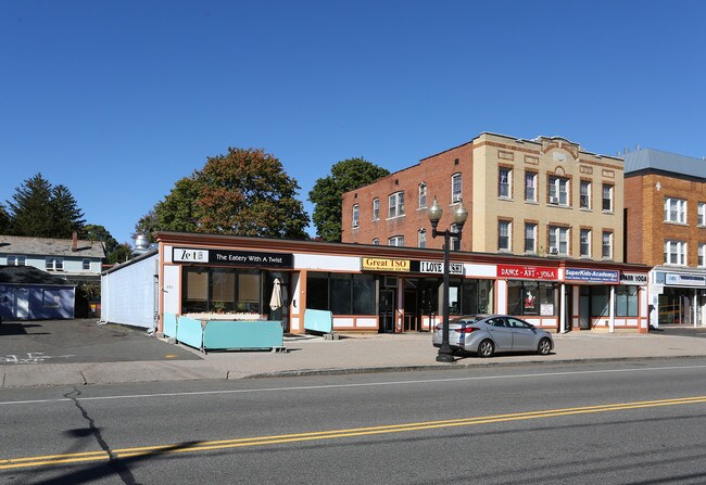 274-276 Park Rd in West Hartford, CT - Foto de edificio - Building Photo