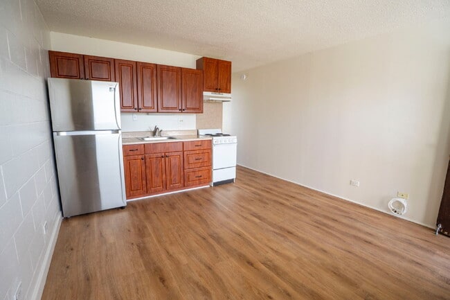 2122 Lime St in Honolulu, HI - Building Photo - Building Photo