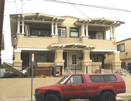 137 N Burlington Ave in Los Angeles, CA - Building Photo