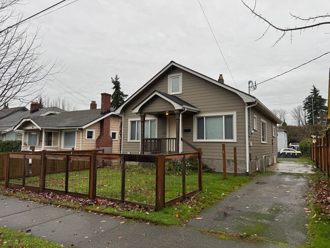 property at 1120 Grant St