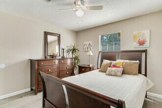 3410 Green Briar Cir in Gulf Breeze, FL - Building Photo - Building Photo