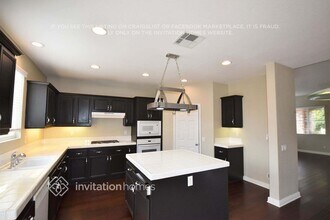 41042 Crimson Pillar Ln in Lake Elsinore, CA - Building Photo - Building Photo