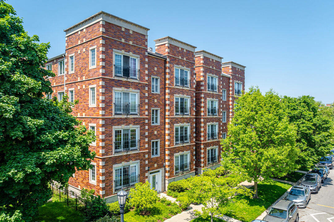 608 Hinman AVE in Evanston, IL - Foto de edificio