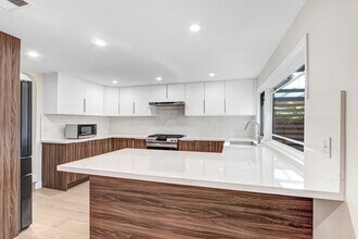 1100 W Patrick St in Upland, CA - Building Photo - Building Photo