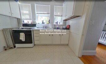 8 Forest St, Unit 1 in Cambridge, MA - Building Photo
