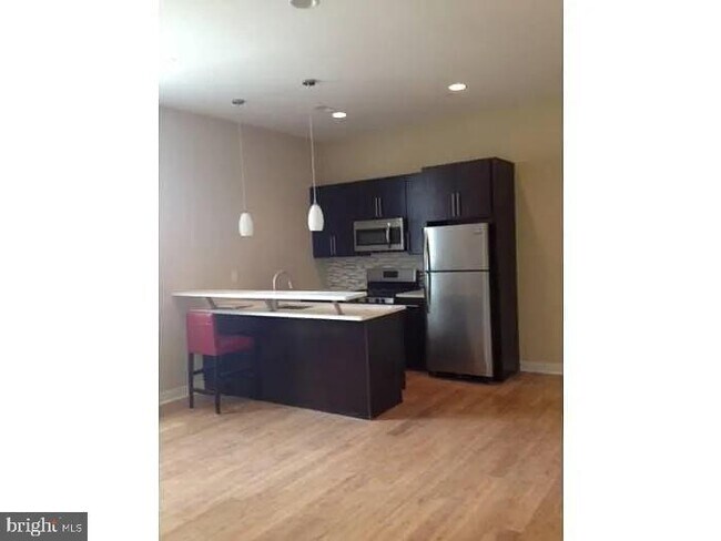 655-59 N 16th St in Philadelphia, PA - Building Photo - Building Photo