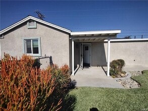 170 S Palm Ave, Unit 170 in Upland, CA - Building Photo - Building Photo