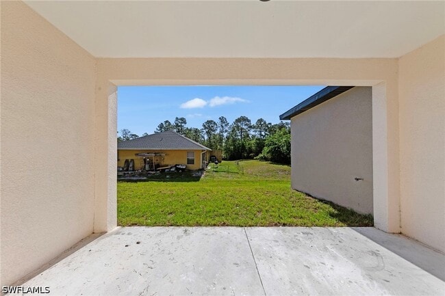 property at 1940 Laverna Ave