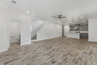 3045 Barling St in Greenville, TX - Building Photo - Building Photo