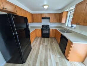 7816 Samurai Dr SE in Olympia, WA - Building Photo - Building Photo