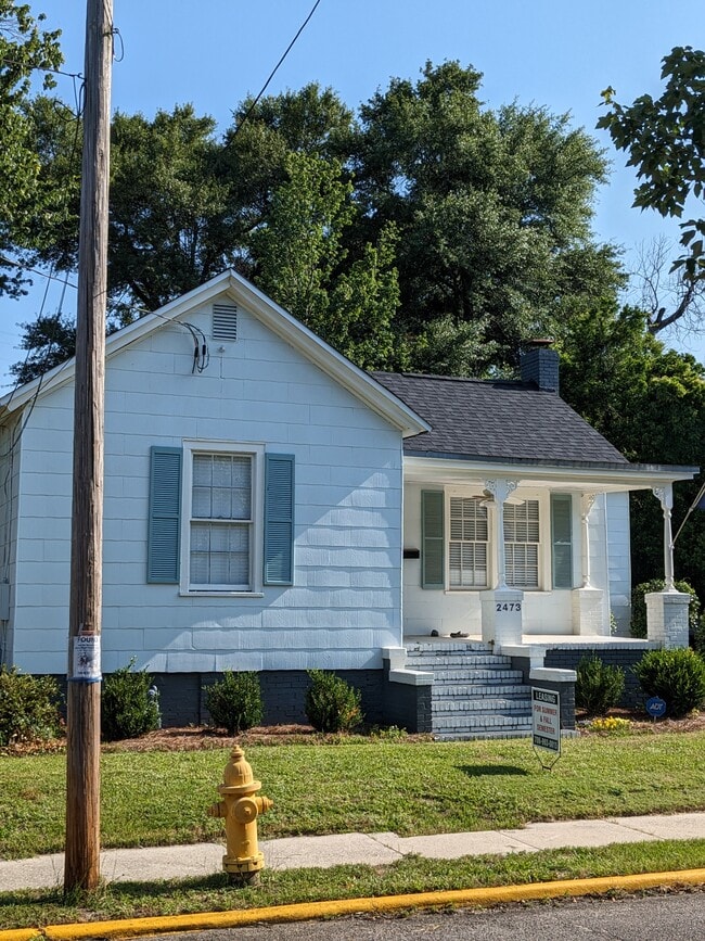 2473 McDowell St in Augusta, GA - Foto de edificio - Building Photo