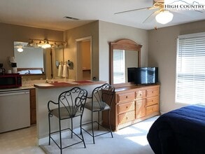 155 Birkdale Ct in Jefferson, NC - Building Photo - Building Photo