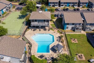 8926 N Lamar Blvd, Unit 05-0515 in Austin, TX - Building Photo