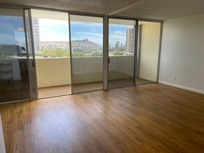 1025 Kalo Pl in Honolulu, HI - Building Photo - Building Photo