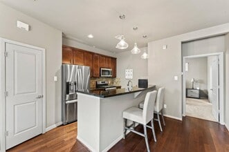 235 N Lenox St in Houston, TX - Foto de edificio - Building Photo