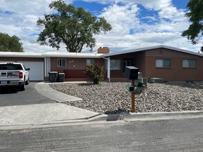 718 S Gaylord Pl in Moses Lake, WA - Building Photo - Building Photo