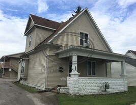 319 Frazer St in Findlay, OH - Building Photo