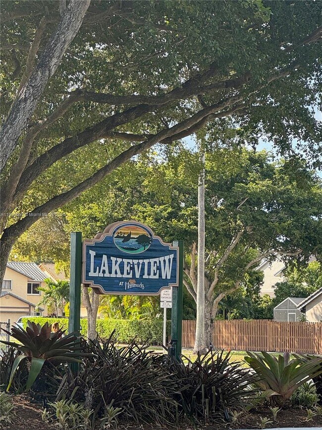 9701 Hammocks Blvd in Miami, FL - Building Photo - Building Photo