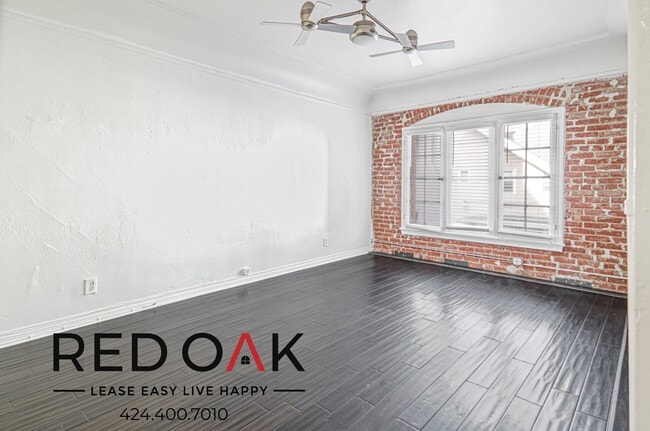 property at 716 S Berendo St