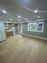 60 Arkell Rd in Guelph, ON - Building Photo - Building Photo