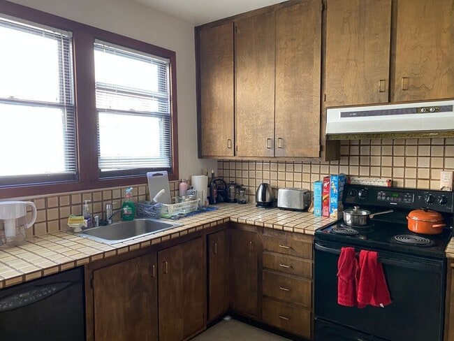 1720 Spruce St in Berkeley, CA - Building Photo - Building Photo