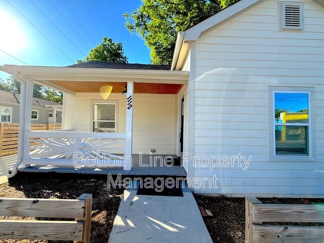 1112 Pegram St in Charlotte, NC - Building Photo - Building Photo