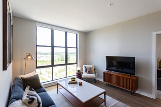 Oxbow in Nashville, TN - Building Photo - Interior Photo