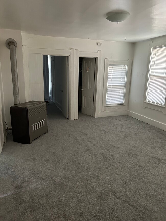 6701 Hope Ave, Unit Up