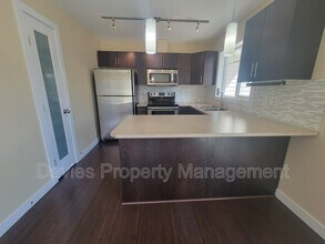 5134 Mullen Rd in Edmonton, AB - Building Photo - Building Photo