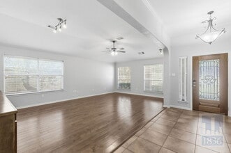 420 Torrington Dr in Austin, TX - Building Photo - Building Photo