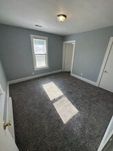 336 N Grand Ave W in Springfield, IL - Building Photo - Building Photo