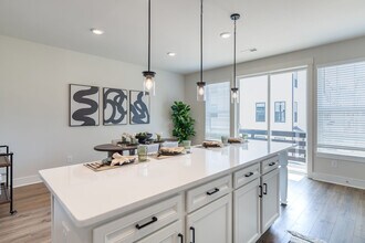 Maybrook Terraces in Greenville, SC - Foto de edificio - Building Photo